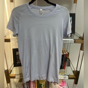 Lululemon Tee